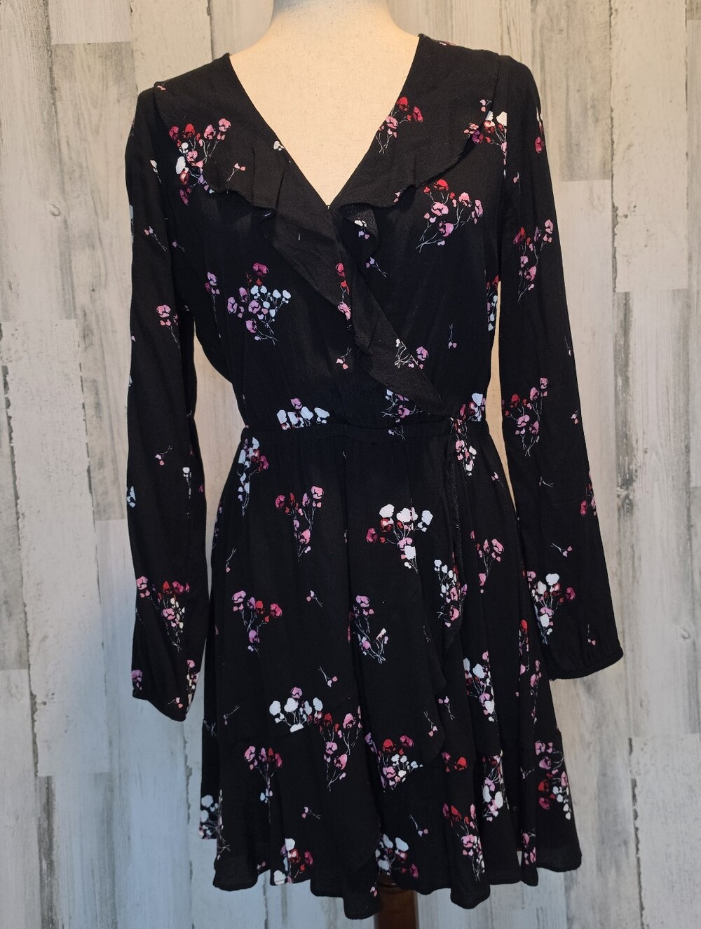 Express Floral Wrap Dress M Black Pink Ruffle Long Sleeve Fit Flare Mini Dress
